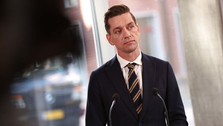 Regeringen vil sikre 2900 billige boliger til socialt udsatte og sofasurfere