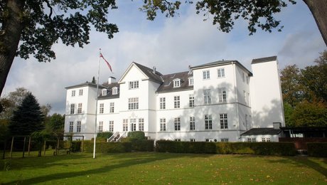 A.P. Møller Fonden sikrer Sclerosehospitalet nyt tag over hovedet 