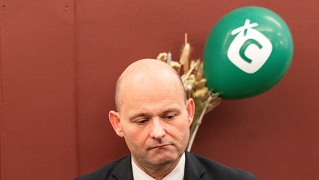 Konservative siger ja, Konservativ Ungdom nej: Forsvarsforbeholdet er en generationskløft i den konservative familie