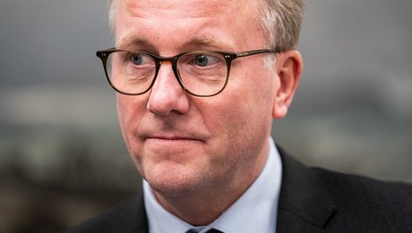 Bødskov forsvarer, at skibsprojekt ikke blev sendt i udbud