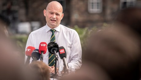 K: Ændringer i SU skal finansiere afskaffelse af topskat, lavere elafgift og tilbagerulning af Arne-pension