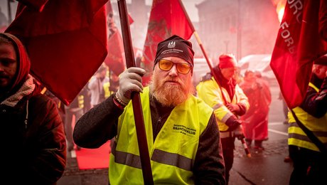 Redaktør om store bededag-plan: Hvis regeringen håbede på en mindre anspændt situation, må den være skuffet 