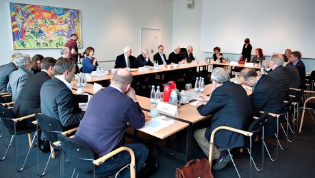 Otte ud af ti danske bestyrelsesmedlemmer er mænd: "Det er ekstremt, at så mange er så langt fra målet"