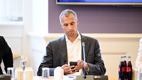 Tesfaye frygter, at fraværsstraf har den modsatte effekt: Vi skaber et pres på familier i en meget svær situation 