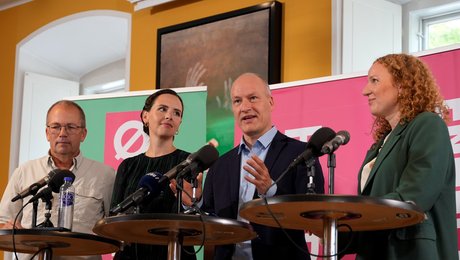 Se med: Enhedslisten holdt sommergruppemøde med ny frontfigur