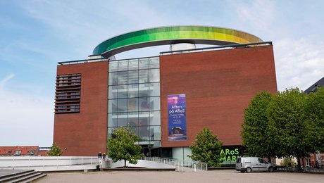 Efter ti år som syltekrukke er museerne nu et skridt nærmere at ankomme til nutiden