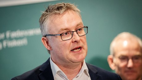 Fødevareministeren og tænketank om madspild: Vi skal genfinde respekten for maden