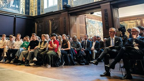 Forsker: Danmarks nye elite skubber folket fra sig