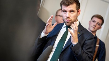 Dahlin afviser at anerkende livssynssamfund på lige fod med trossamfund 