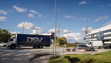 Efter mere end 40 år hos DSV trækker tidligere direktør stikket