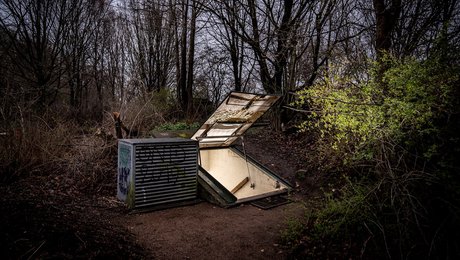 I et beskyttelsesrum fortalte V-politikeren os om den frygt, der ligger i bornholmernes dna