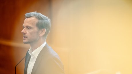 Hummelgaard på vej med udvandet forslag: "Ikke den offensiv mod seksuelt misbrug af børn, som der er behov for"