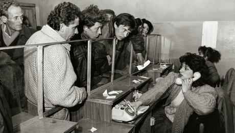 Dansk fotograf forærer kulturarv til Albanien