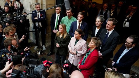 Sammen smed de S på porten. Men spørgsmålene til deres politiske projekt står nu i kø