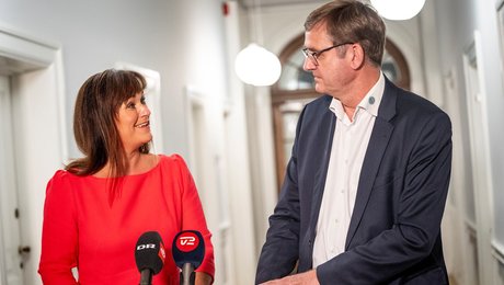 Pengestrid ved sundhedsvæsenets hovedindgang: Hvem blinker først – regionerne, PLO eller regeringen?