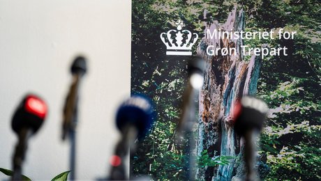 Trepartsministeriets kommunikationschef stopper efter et år