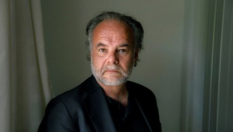 Overvismand advarer om lavere moms i geopolitisk stormvejr