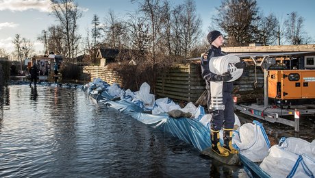 Tænketank advarer politikerne mod at betale for klimasikring