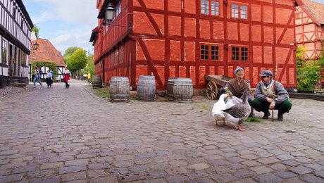 “Selvfølgelig skal Den Gamle By ikke åbne en tøjbutik på Strøget. Det er ikke det, vi snakker om”