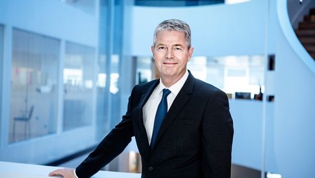 Mangeårig direktør stopper i Sampension