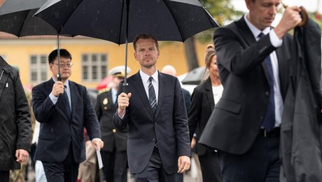 Peter Hummelgaard modtager pris for at fortælle om vold i hjemmet