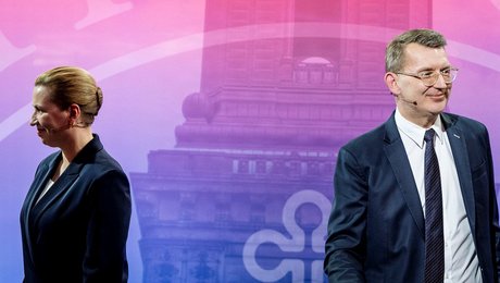 SoMe-ekspert: Mette Frederiksen har en atombombe. Troels Lund står med en slangebøsse. Det kan afgøre valget