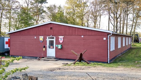 Nyt soldaterhjem i Rønne, kollegieopgradering og europæisk innovationsfællesskab: Det har fondene givet penge til i marts