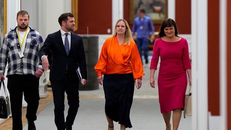 Dansk version af EU-strategi, investering i folkeoplysning og fokus på private penge. Det ønsker aktører af ny regering