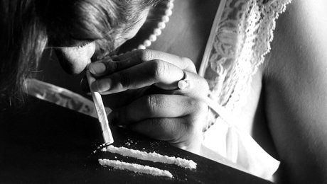 Fonde støtter privat rådgivning til misbrugsfamilier