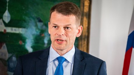 Færøernes nye udenrigsminister vil stille to hovedkrav til den danske regering