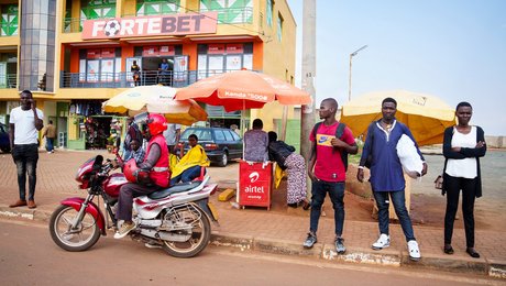 Veteran: Hvis man vil redde bistanden, må man tale et sprog, Christiansborg forstår