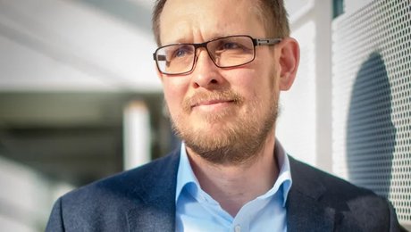 SDU-direktør Thomas Buchvald Vind er død (54)