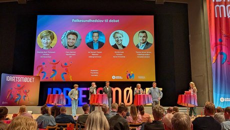 ”Tak for at stille jer op og træde vande”: Sjældent har debat været så velbesøgt. Men de konkrete forslag til ny lov var få