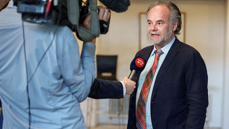 Overvismand øjner råderum til at fortsætte rundhåndede økonomiaftaler