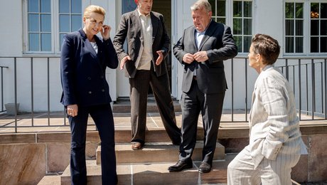 Foreningstrepart, folkeoplysningslov og en dagsorden der tabte pusten - regeringen har ambitioner for civilsamfundet