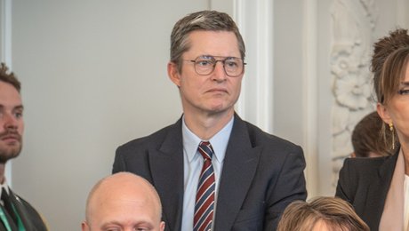 Regeringsdannelsen koster departementschef jobbet