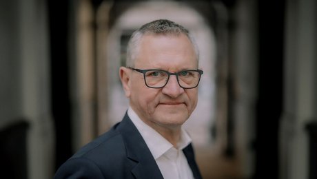 Henrik Frandsens manglende erfaring kan blive hans største styrke som Folketingets formand