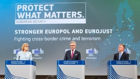 Turbo på EU's politisamarbejde udfordrer retsforbeholdet. Nu vil Wammen se Danmarks position efter i sømmene