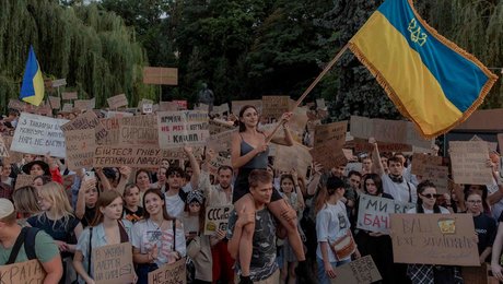 Vrede demonstranter kræver kursændring fra Zelenskyj: "Det vil udhule tilliden til regeringen"