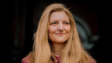 Radioavisen kan blive trumfen, der sikrer Zenia Stampe et bredt medieforlig