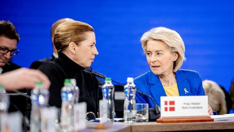 Von der Leyen og Mette Frederiksen besøger Grønland