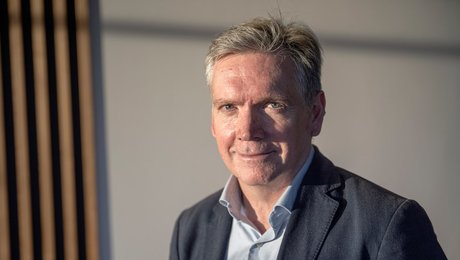 Mads Roke: Er Socialministeriet ved at snige et profitforbud ind ad bagdøren?