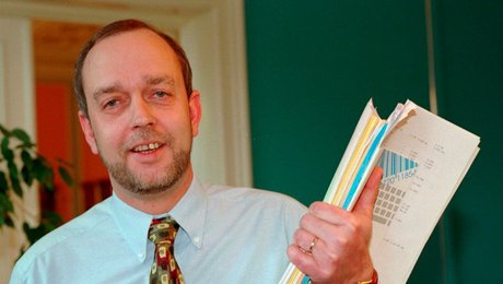 Forbundsformand for HK gennem 14 år John Dahl er død