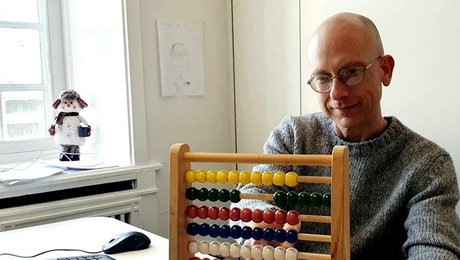 Han gjorde kassererposten til en trumf, der gav adgang til frivillige bestyrelser