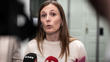 Regeringspartier forsvarer højere afgift på elbiler: "Fra klimaets side giver det god mening"