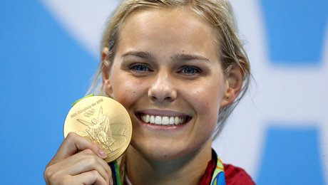 Toppen af dansk idræt frygter markant færre OL-triumfer som Viktor Axelsens og Pernille Blumes