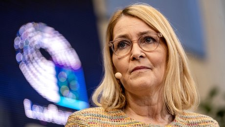 Drømmestudiet blev droppet, da hun ikke ville væk fra Fyn. Nu har hun siddet 20 år i EU