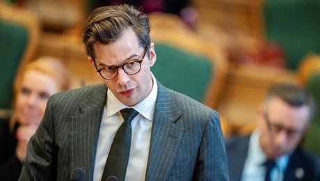Forsker: Hvis politikerne vil screene for demokratisk sindelag, må de selv screenes først