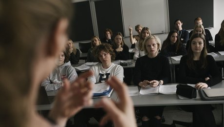 Gymnasielærere til lektor: Kunstig intelligens gør det ikke overflødigt at kunne læse og skrive