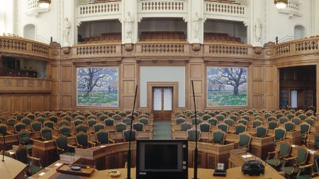 Oppositionens beslutningsforslag skrottes 